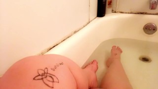 feet in bath
