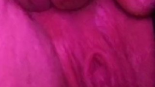 watch my phat pussy get really wett