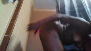 Majestii Squirts while fuckin herself in The Ass And The Pussy
