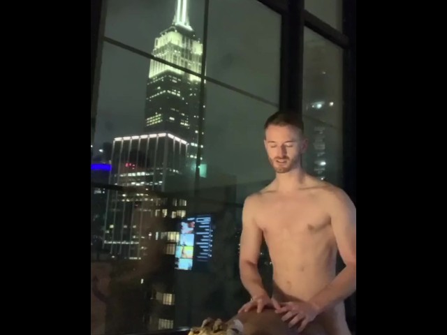 Instagram Fitness Model Gets Her Big Ass Fucked on Nyc Rooftop (public!) 
