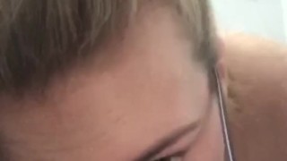 Big tit white girl gives blowjob