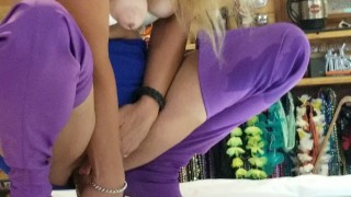 Daizy Slapping and Fucking Her Wet Pussy With Dildo