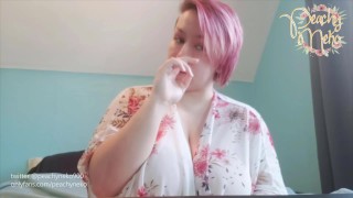 BBW with Huge Tits Picks Nose + Plays with Snot