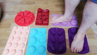 Treads on silicone