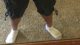 Long jerkoff session ends with load on mirror