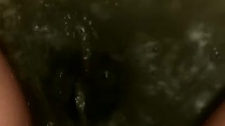 BBW peeing