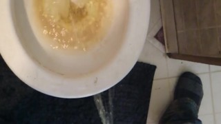 Pissing 2