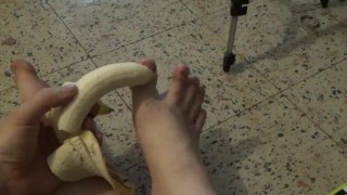 Foot Banana