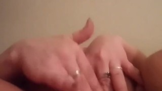 The fingering of a goddess