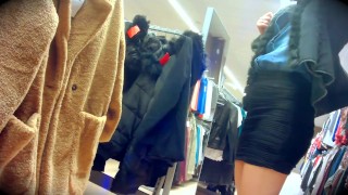  MILF IN TIGHT MINISKIRT AND HIGH HEEL