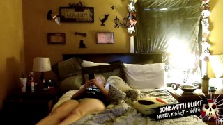 When My Wife Is Homealone-