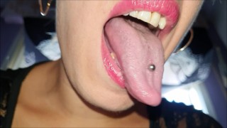 Mouth, tongue and teeth fetish I - Short