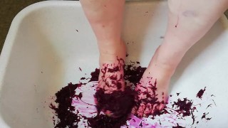 Fun with red cabbage