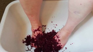 Fun with red cabbage