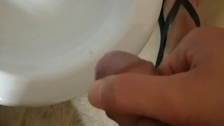 Morning glory and hard piss in wc (verified user)