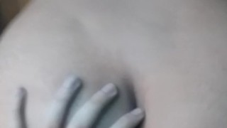 Deliciosa morena de culo grande