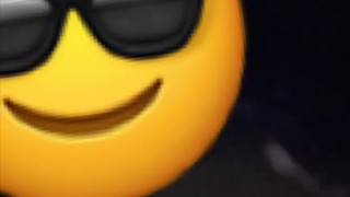 Fuck girlfriend in the car !!!