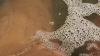Oil bath pussy playing