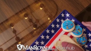 GayRoom Hunks Fuck In Celebration Of Labor Day