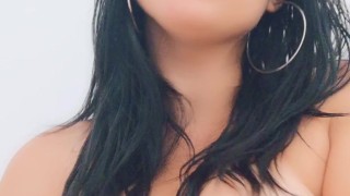 I love to play with my boobs!!!