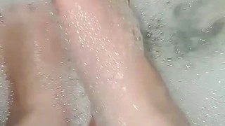 Foot bath