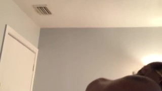 PRETTY HUSTLER CUTTIN UP