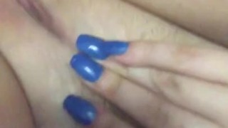 listen to me moan while i play with my pussy