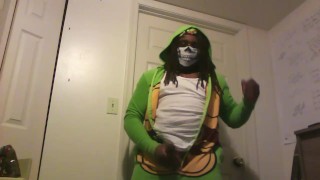 Cosplay Turtle Tease