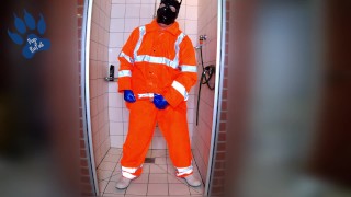 HiViz Pup - shower & paw in gear