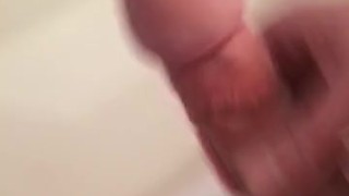 Fapping in the bathtub