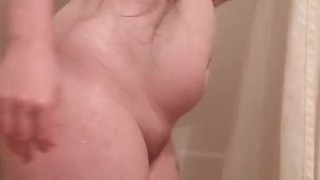My vibrator died so I had to improvise ;) 