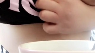 HOW DO YOU LIKE YOUR TEA?