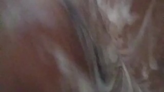 Washing my pussy 