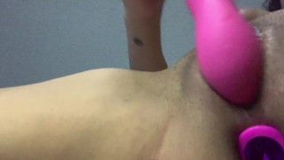 *CLOSE UP* Latina cums for 5 minutes with BUTTPLUG
