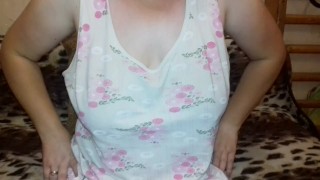 Chubby wife play with big tits