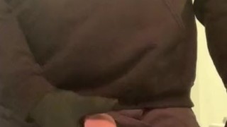 Cum with gloves