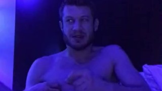 JackOff in the blueroom