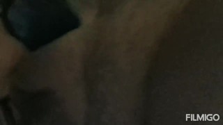 Latina me encanta chupando verga