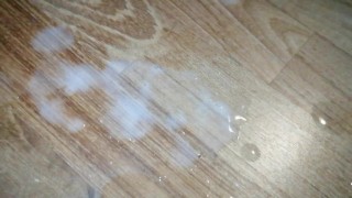 I masturbate and have a huge cumshot on the floor