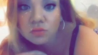 Horny latina takes pics in mirror before getting fucked 
