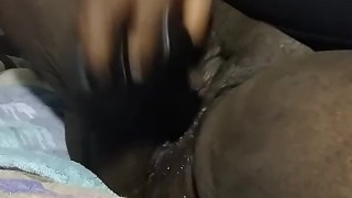Juicy Pussy Milf Creams on a Dick