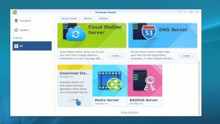 WHY CAN'T OTHER ROUTERS DO THIS?!? - Synology RT2600ac Router
