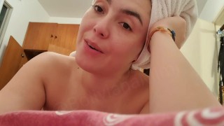 Mimi masturbating her ass with make up brushes