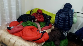 CUMSHOT IN NYLON CITY