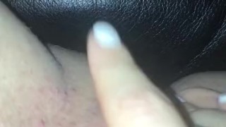 Fingering my pussy in the car late night 