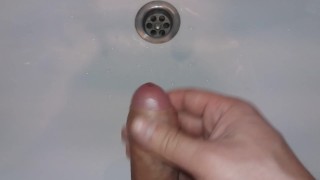 очень сильно захотел кончить,very much wanted to cum