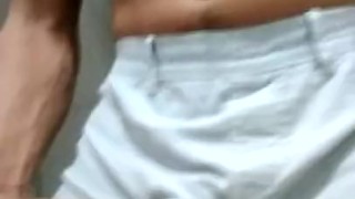 Sin playera by Rabaerre