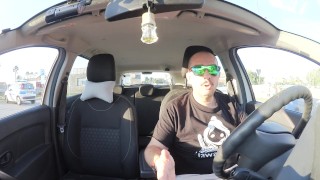 Gli occhi aperti o le chiappe aperte?