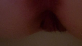 Peeing; view from behind 