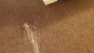 Spraying my piss far